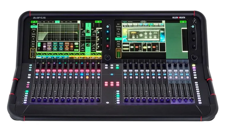 Allen & Heath Avantis, face arrière et connectique, photo 2