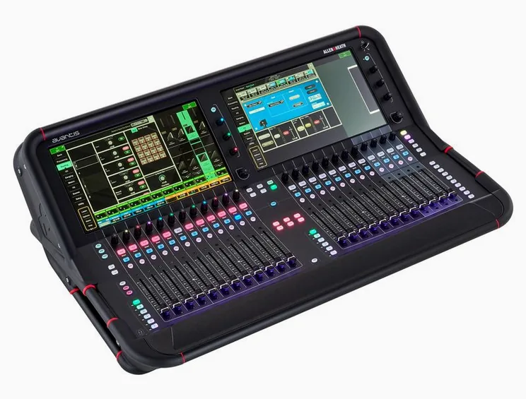 Allen & Heath Avantis, vue de trois quarts, photo 3