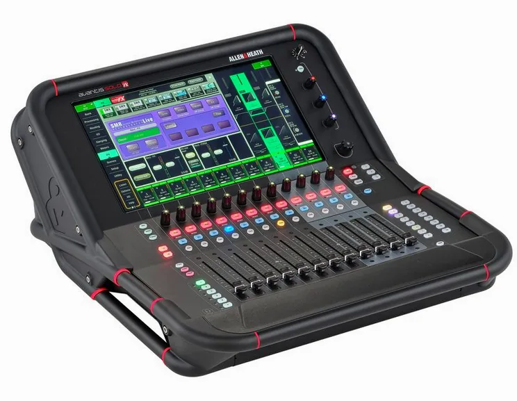 Allen & Heath Avantis Solo Ultra, face arrière et connectique, photo 3