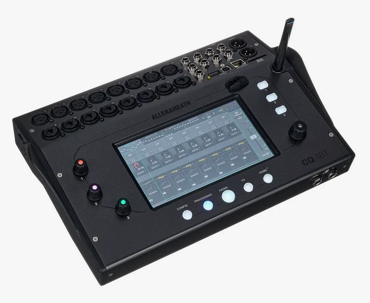 Allen & Heath CQ18T, face arrière et connectique, photo 3