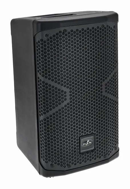 DAS Audio Altea-408, vue de trois quarts, photo 3