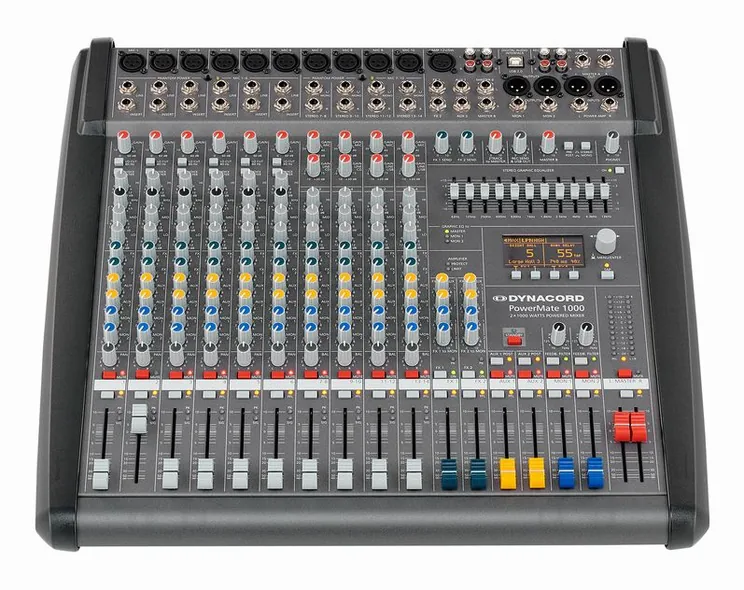 Dynacord Powermate 1000-3, vue de trois quarts, photo 2