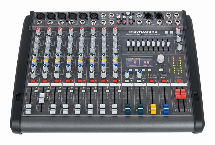 Dynacord Powermate 600-3, écran et commandes, photo 2