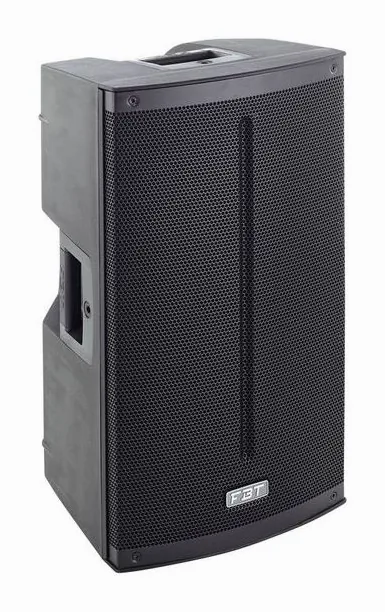 FBT X-Lite 112A, vue de trois quarts, photo 3