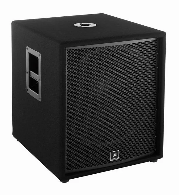 JBL JRX 218S, vue de trois quarts, photo 3