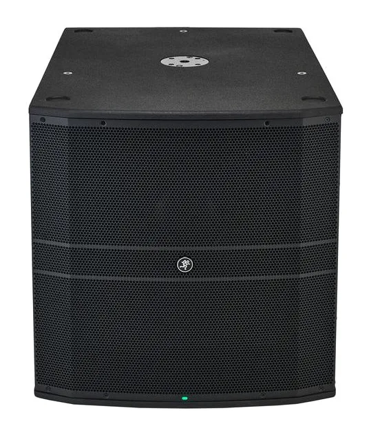 Mackie DRM18S, vue de trois quarts, photo 2