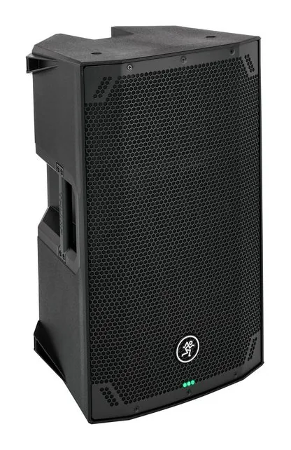 Mackie Thump 12v4, vue de trois quarts, photo 3