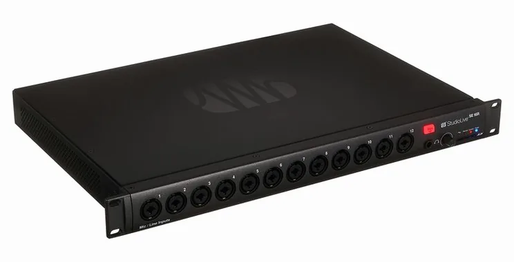 Presonus StudioLive Series III SE 16R, vue de trois quarts, photo 3