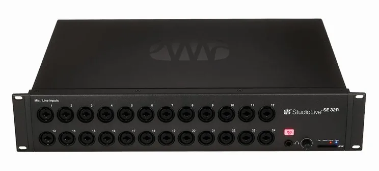 Presonus StudioLive Series III SE 32R, vue de trois quarts, photo 2
