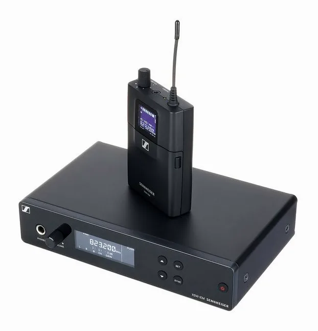 Sennheiser XSW IEM E-Band IE100Pro RD Set, vue de face, photo 2