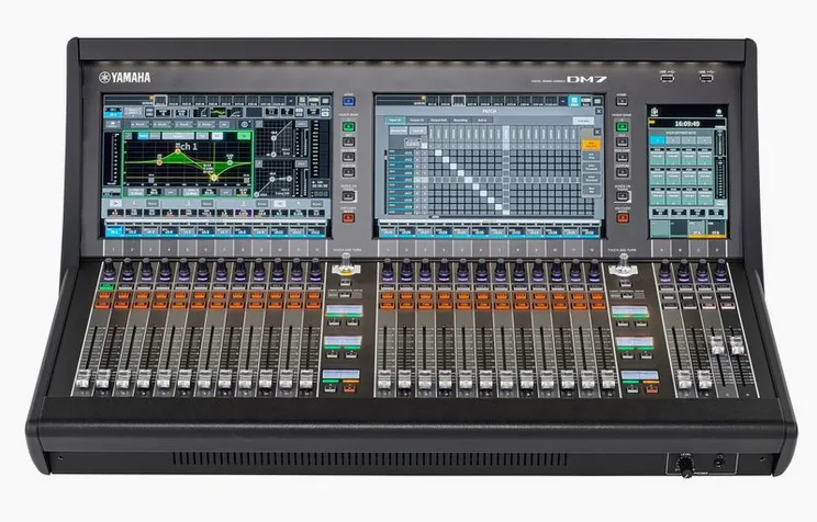 Yamaha DM7, vue de profil, photo 2